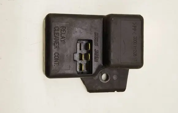 Subaru Forester SG Window wiper relay 3300120517
