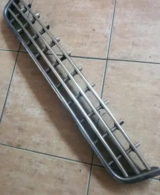 Audi A8 S8 D2 4D Front bumper lower grill 4d0853667b