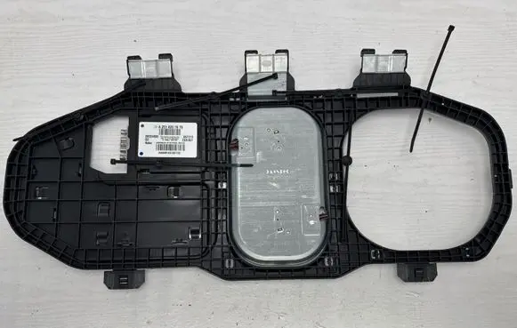 Mercedes-Benz R W251 Aerial GPS antenna A2518201975 05T313 28024696