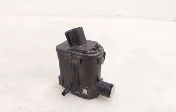 Hyundai Kona I Windscreen/windshield washer pump 985102J500