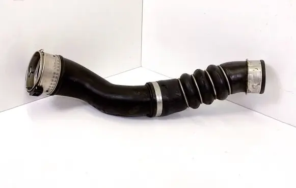 Intercooler hose/pipe
