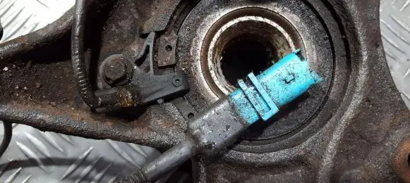 Citroen C5 ABS brake wheel speed sensor