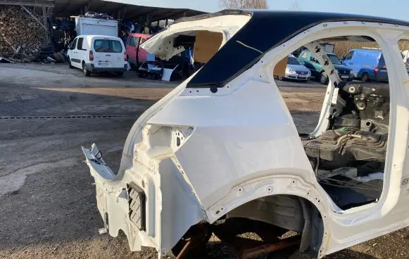 Opel Mokka B Rear quarter panel 
