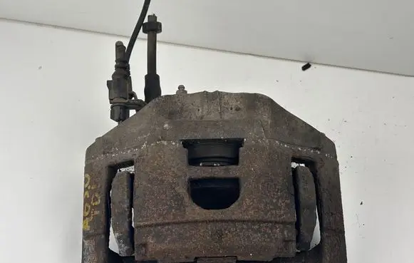 Audi A6 S6 C6 4F Front brake caliper