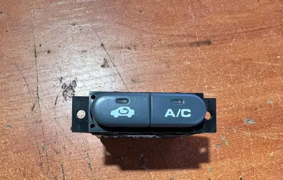 Honda HR-V Air conditioning (A/C) switch 