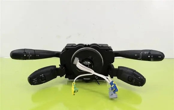 Peugeot 307 Indicator stalk 96605599XT