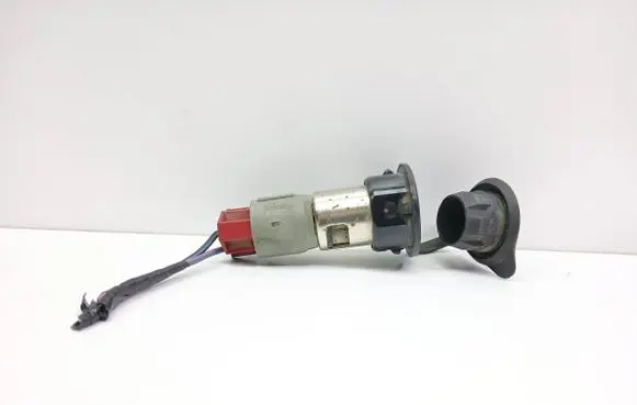 Chrysler Grand Voyager IV 12 V Socket (front) VC23207A