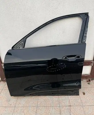 Audi e-tron Front door 17S29288