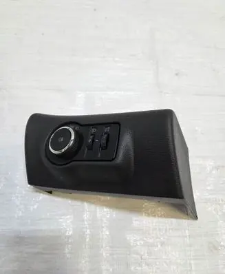 Opel Astra J Light switch 13268705