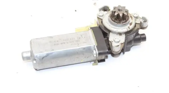 Mercedes-Benz ML W164 Seat adjustment motor 0390203003