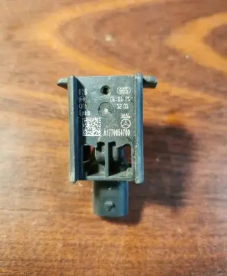 Mercedes-Benz A W177 Airbag deployment crash/impact sensor A1779054700 5006
