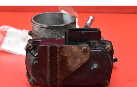 Mitsubishi Lancer VIII Throttle body valve 
