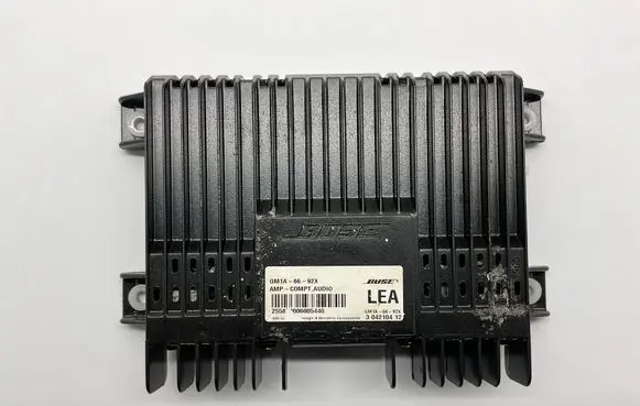 Mazda 6 Sound amplifier GM1A6692X 304210412 006005440