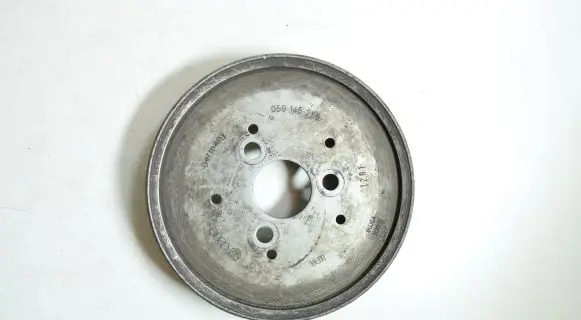 Audi A4 S4 B6 8E 8H Power steering pump pulley 059145255
