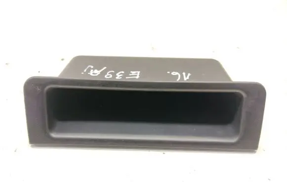 BMW 5 E39 Dashboard storage box/compartment 8210445 51168210445 8159701