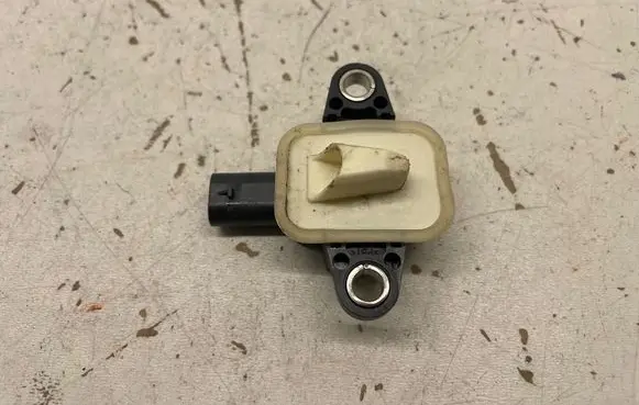 Audi A6 S6 C7 4G Airbag deployment crash/impact sensor 4H0955557 110606