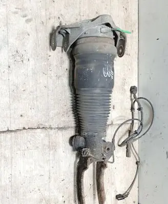 Volkswagen Touareg I Front air suspension shock absorber 