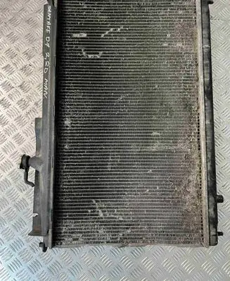 Hyundai Santa Fe Coolant radiator 253102B000