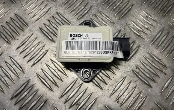 Audi A4 S4 B7 8E 8H ESP acceleration yaw rate sensor 8E0907637B 6261283D