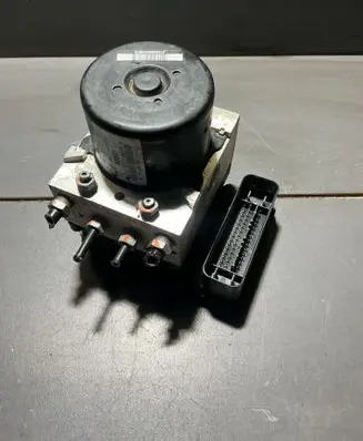 Land Rover Freelander 2 - LR2 ABS Pump 00007577D000 10092632043 10061334681