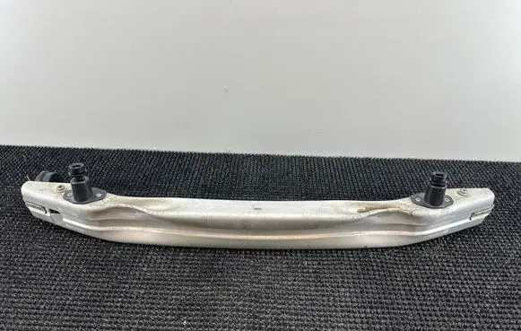 Audi A4 S4 B7 8E 8H Front bumper cross member