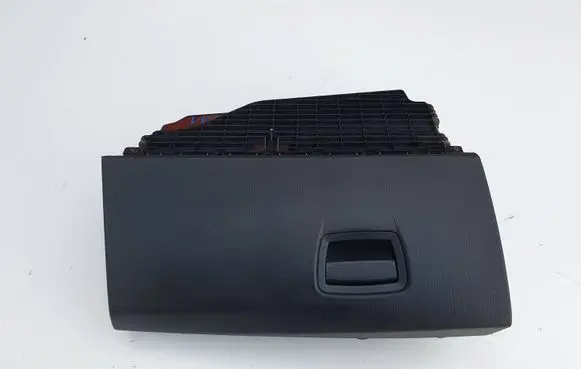 BMW 5 F10 F11 Glove box set 9173907 112420