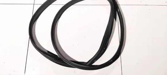Alfa Romeo 159 Rubber seal front coupe door 