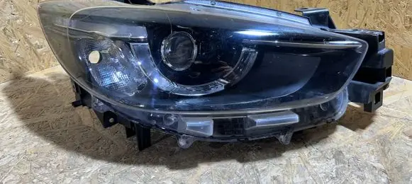 Mazda CX-5 Headlight/headlamp KD3151030 E22332