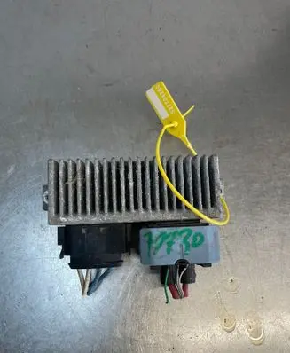 Renault Trafic III (X82) Other relay 