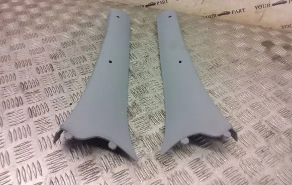Smart Roadster Front door window switch trim 0007686v003