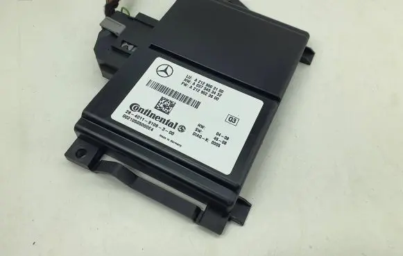 Mercedes-Benz E W212 Distronic sensor radar A2129003100 A2129023600