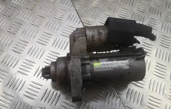 Volkswagen Golf V Starter motor AG02T911023S