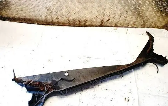 Tesla Model Y Wiper trim 155629400a