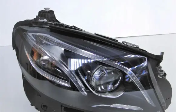 Mercedes-Benz E W213 Headlight/headlamp A2139067606 2139067606