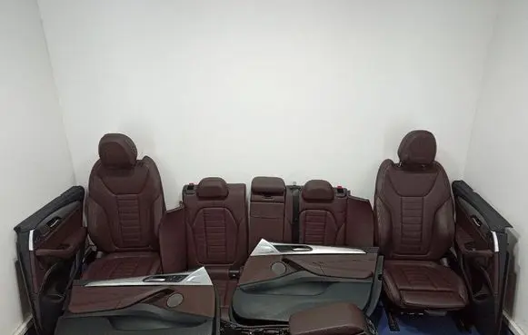 Seat set