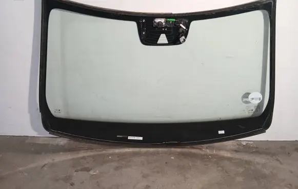 Volvo XC90 Front windscreen/windshield window 43R01348