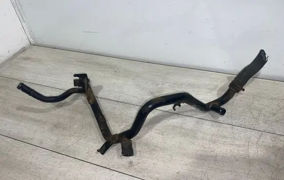 Volkswagen Golf IV Engine coolant pipe/hose 06A121065L