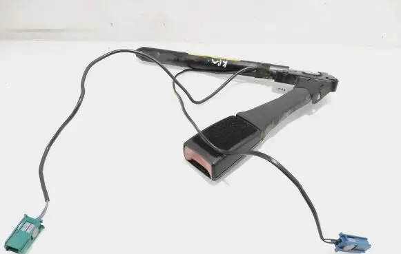 Opel Zafira B Front seatbelt buckle 330803354 602219200
