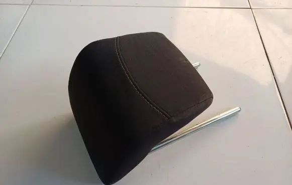 Alfa Romeo Mito Front seat headrest 