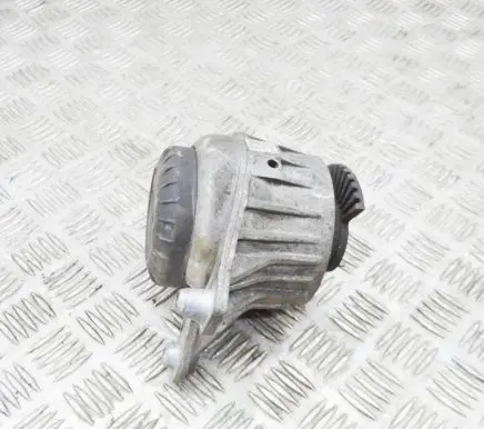 Mercedes-Benz E W213 Engine mount bracket A2132403400