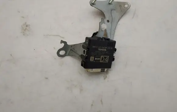 Lexus IS III XE30 Light module LCM 8996053140