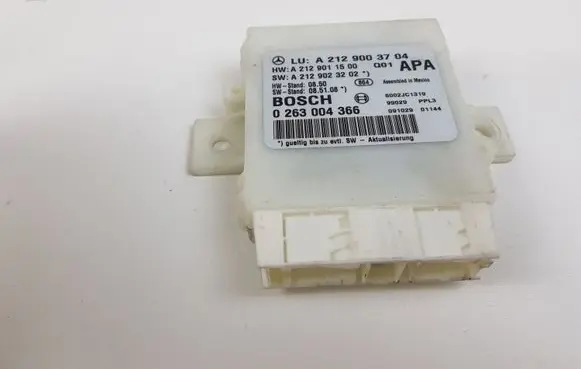 Mercedes-Benz E C207 W207 Parking PDC control unit/module A2129003704
