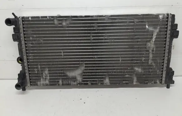 Seat Ibiza IV (6J,6P) Coolant radiator 6R01212530 6R0121253 R3570001