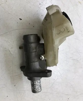 Volvo S80 Master brake cylinder