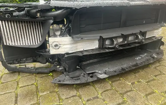 Porsche Macan (95B) Radiator support slam panel