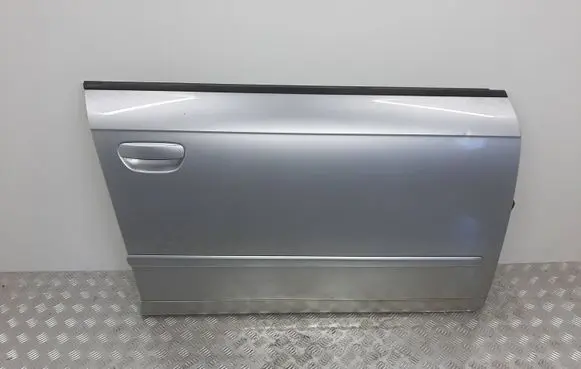 Audi A4 S4 B7 8E 8H Front door