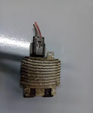 Ford Mondeo MK IV Coolant fan relay