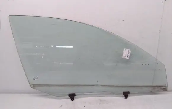 Nissan Primera Front door window glass four-door