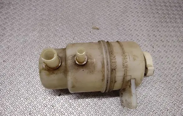 Mitsubishi Outlander Power steering fluid tank/reservoir