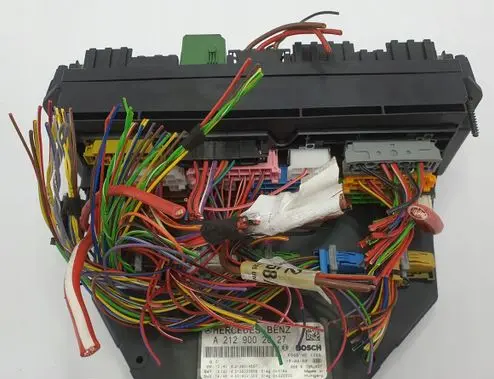 Mercedes-Benz E W212 SAM control unit A2129002627